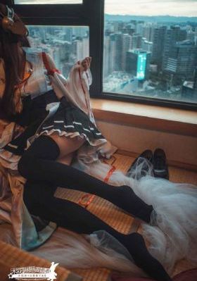 娇妻被按摩师享用