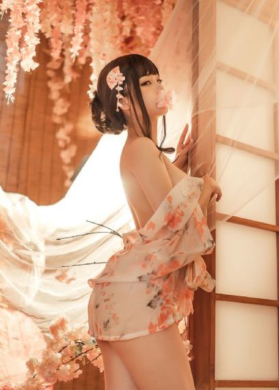 美女食神
