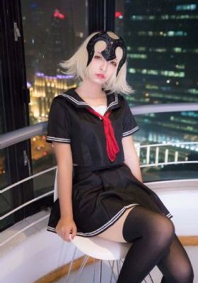 钱塘湖春行